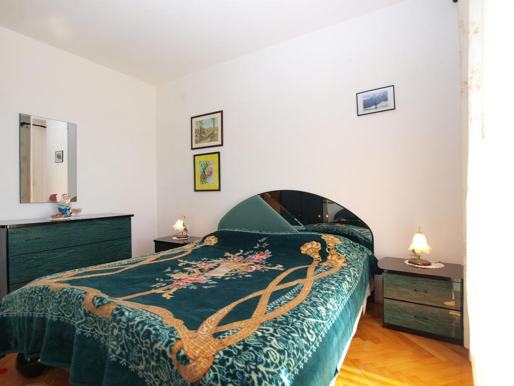 Apartment Luisa 1437 Peruški Esterno foto