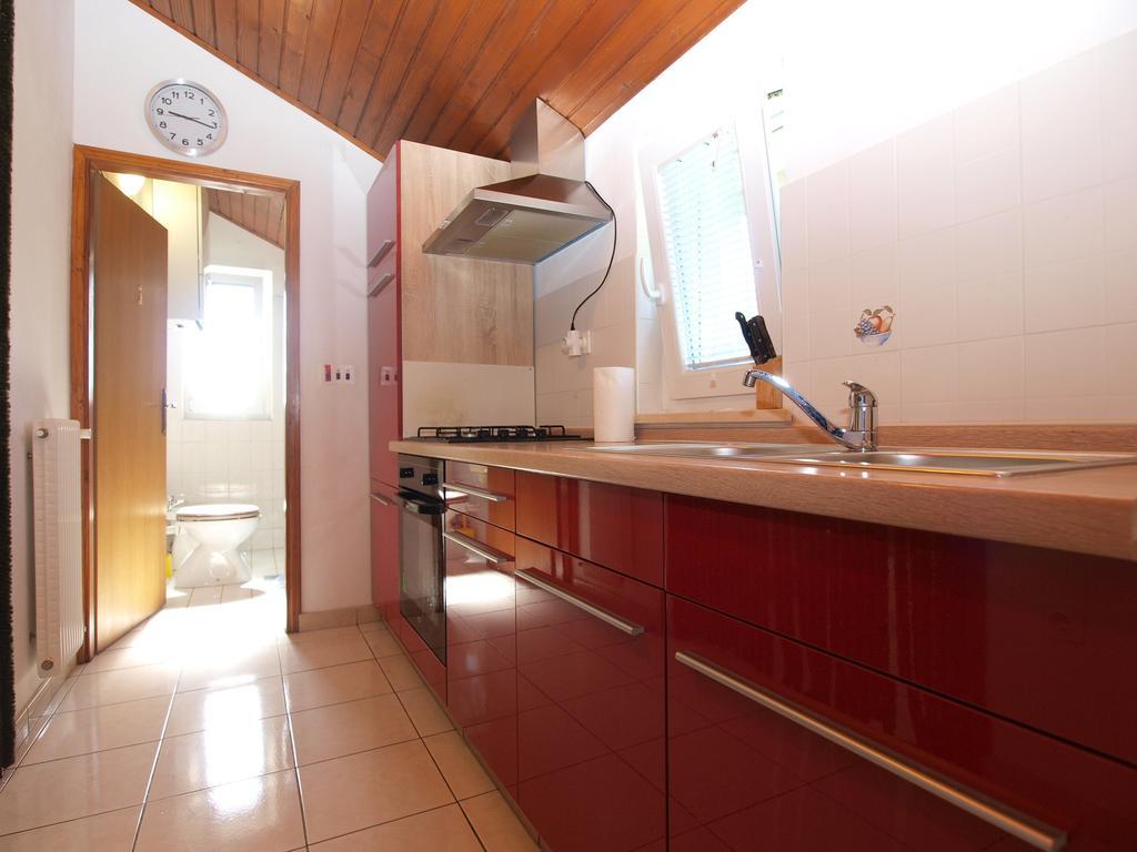 Apartment Luisa 1437 Peruški Esterno foto