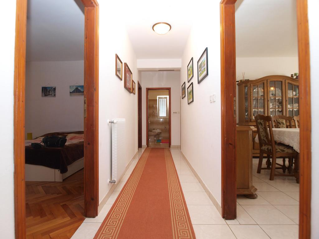 Apartment Luisa 1437 Peruški Esterno foto
