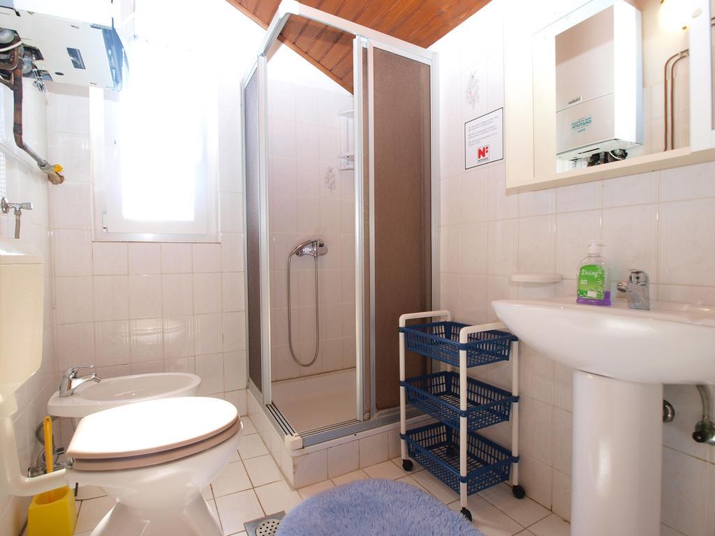 Apartment Luisa 1437 Peruški Esterno foto