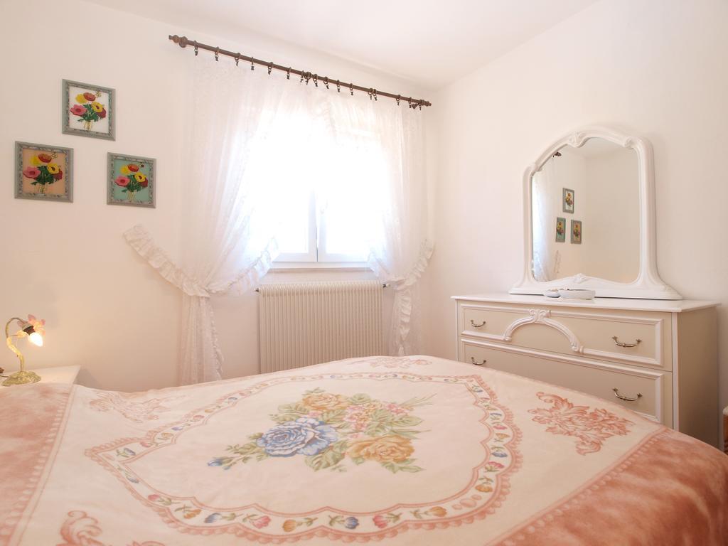 Apartment Luisa 1437 Peruški Esterno foto